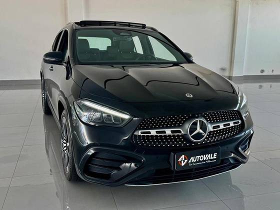 MERCEDES-BENZ GLA 200 1.3 MHEV AMG LINE 7G-DCT MERCEDES-BENZ GLA 200 1.3 MHEV AMG LINE 7G-DCT